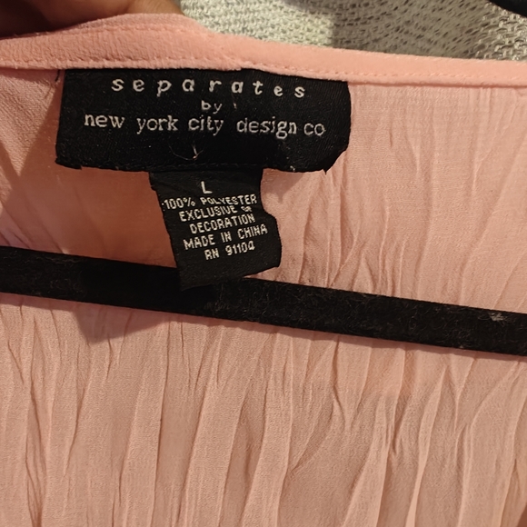 Vintage Pink Ruffled Shirt‎ - Picture 3 of 6